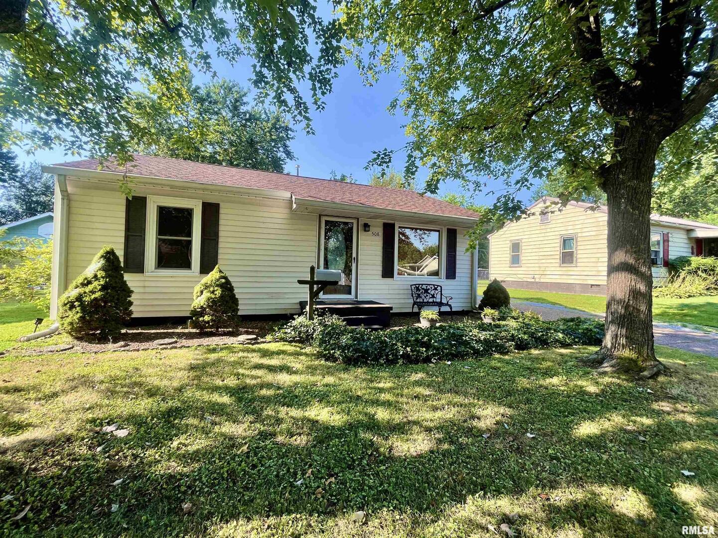 508 Hillcrest Street Metropolis, IL 62960 - Photo 1 of 33