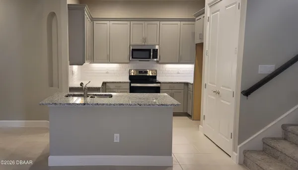 $2,700 | 111 Longridge Lane, Ormond Beach, FL 32174