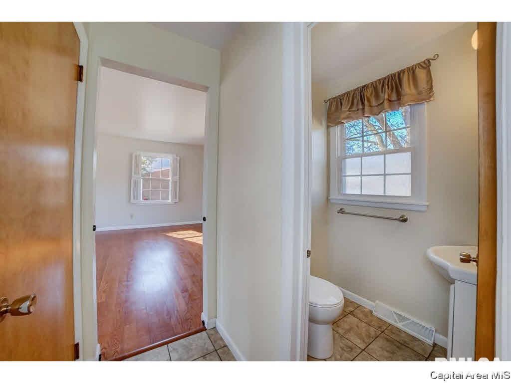 87 Interlacken Road Springfield, IL 62704 - Photo 28 of 34
