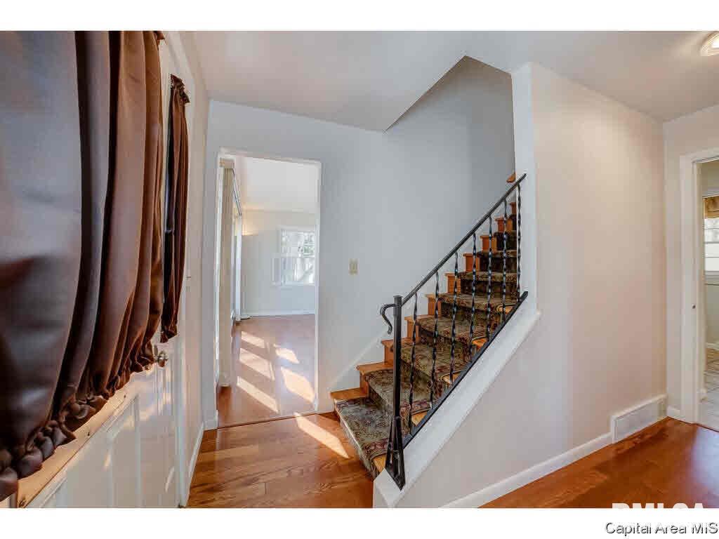 87 Interlacken Road Springfield, IL 62704 - Photo 10 of 34