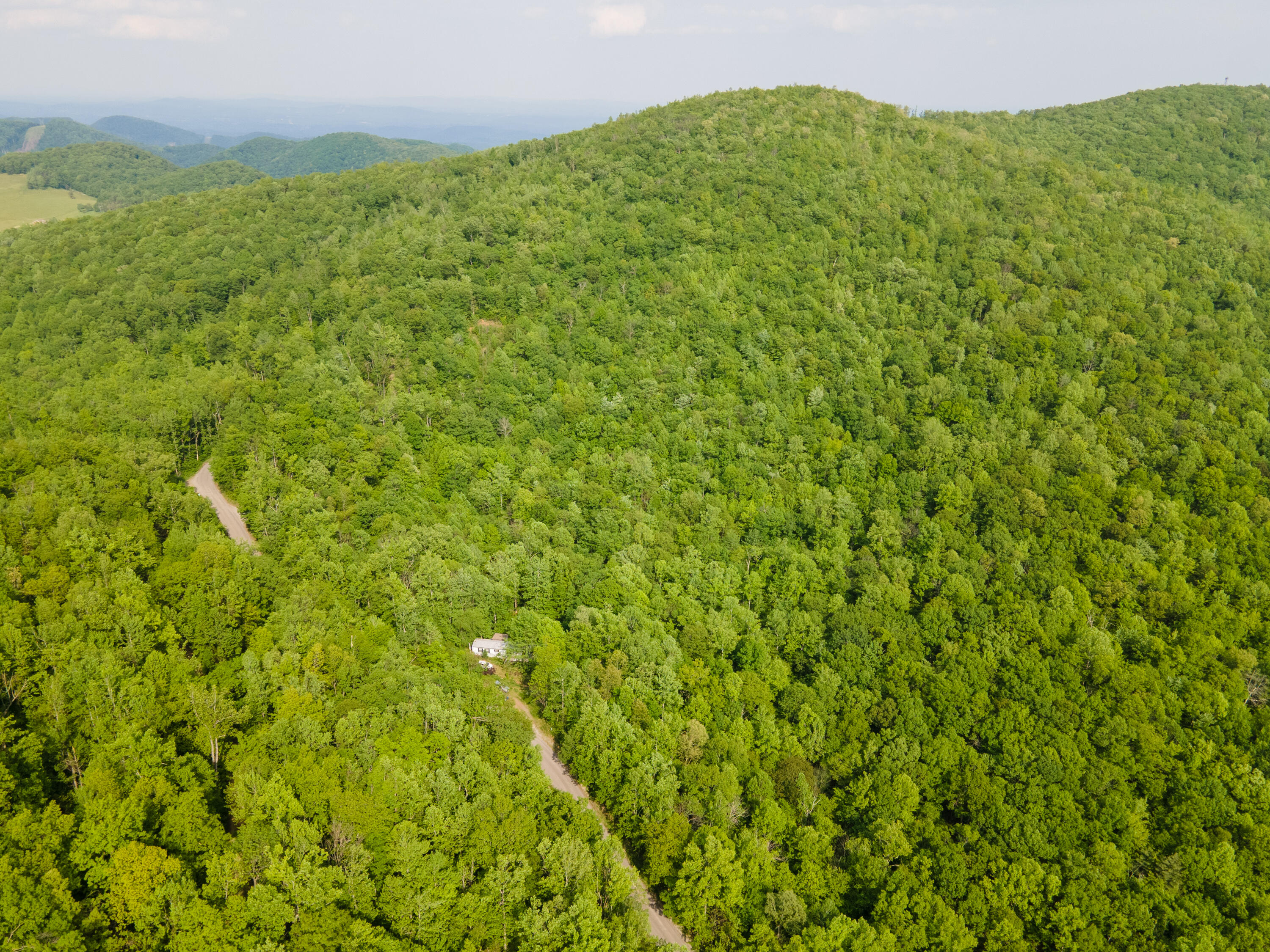 758 Haycock Rd Southeast  