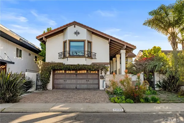$3,570,000 | 16455 Ladona Circle, Huntington Beach, CA 92649