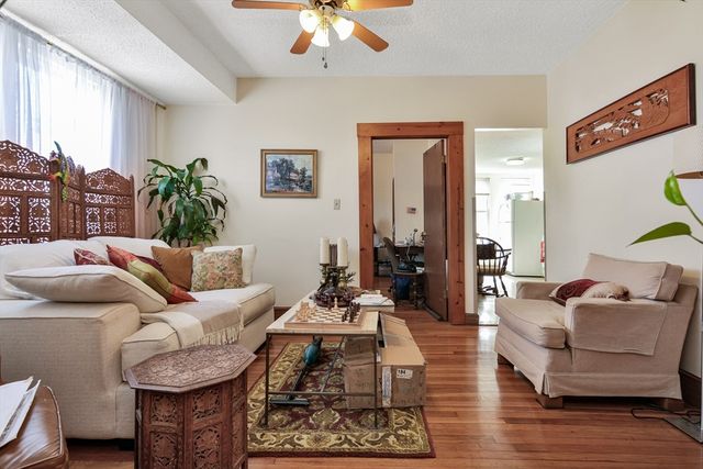 $1,800,000 | 152 Cross Street, Somerville, MA 02143