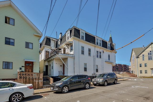 $1,800,000 | 152 Cross Street, Somerville, MA 02143