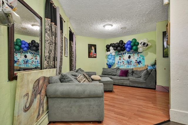 $1,800,000 | 152 Cross Street, Somerville, MA 02143