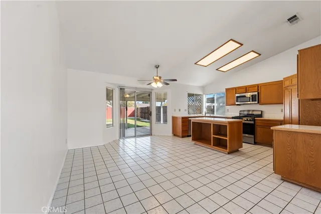 $450,000 | 14240 Piedmont Drive, Victorville, CA 92392