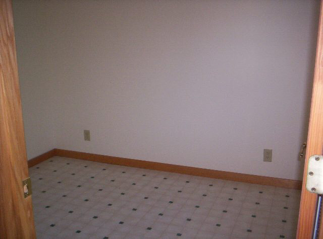608 East Spring Street Lagrange, IN 46761 - Photo 5 of 9 Gallery Image 5
