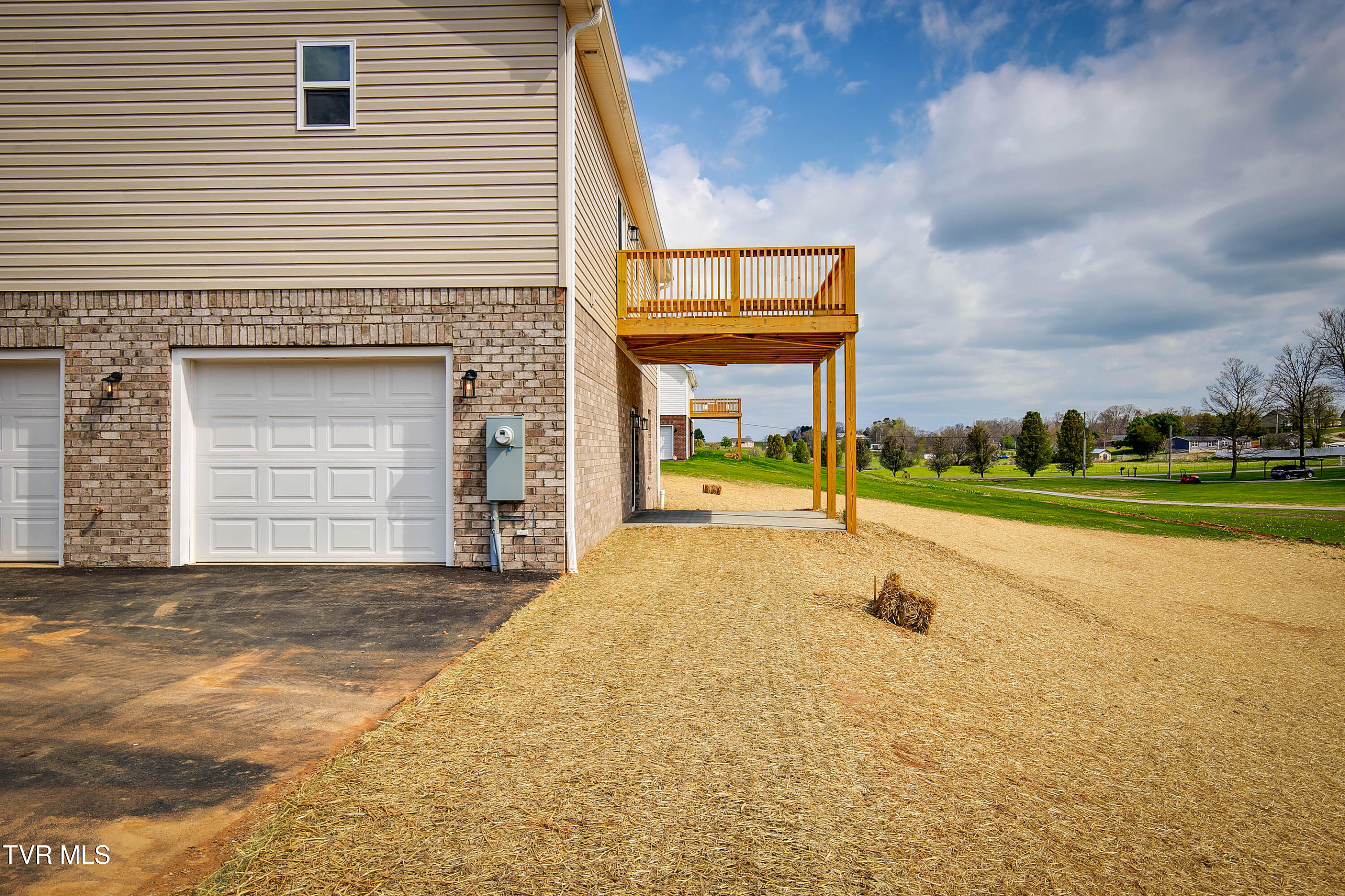 420 Barren Valley Road Chuckey, TN 37641 - Photo 7 of 39 400 Barren Valley Rd EX11-2