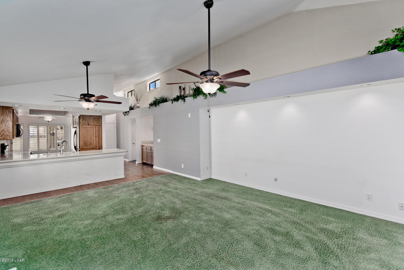 375 London Bridge Road, Unit 47 Lake Havasu City, AZ 86403 - Photo 11 of 35 375 London Bridge Rd # 47-14