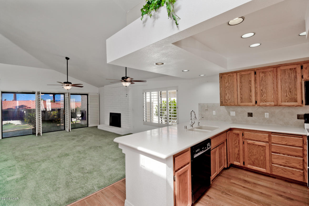 375 London Bridge Road, Unit 47 Lake Havasu City, AZ 86403 - Photo 12 of 35 375 London Bridge Rd # 47-11