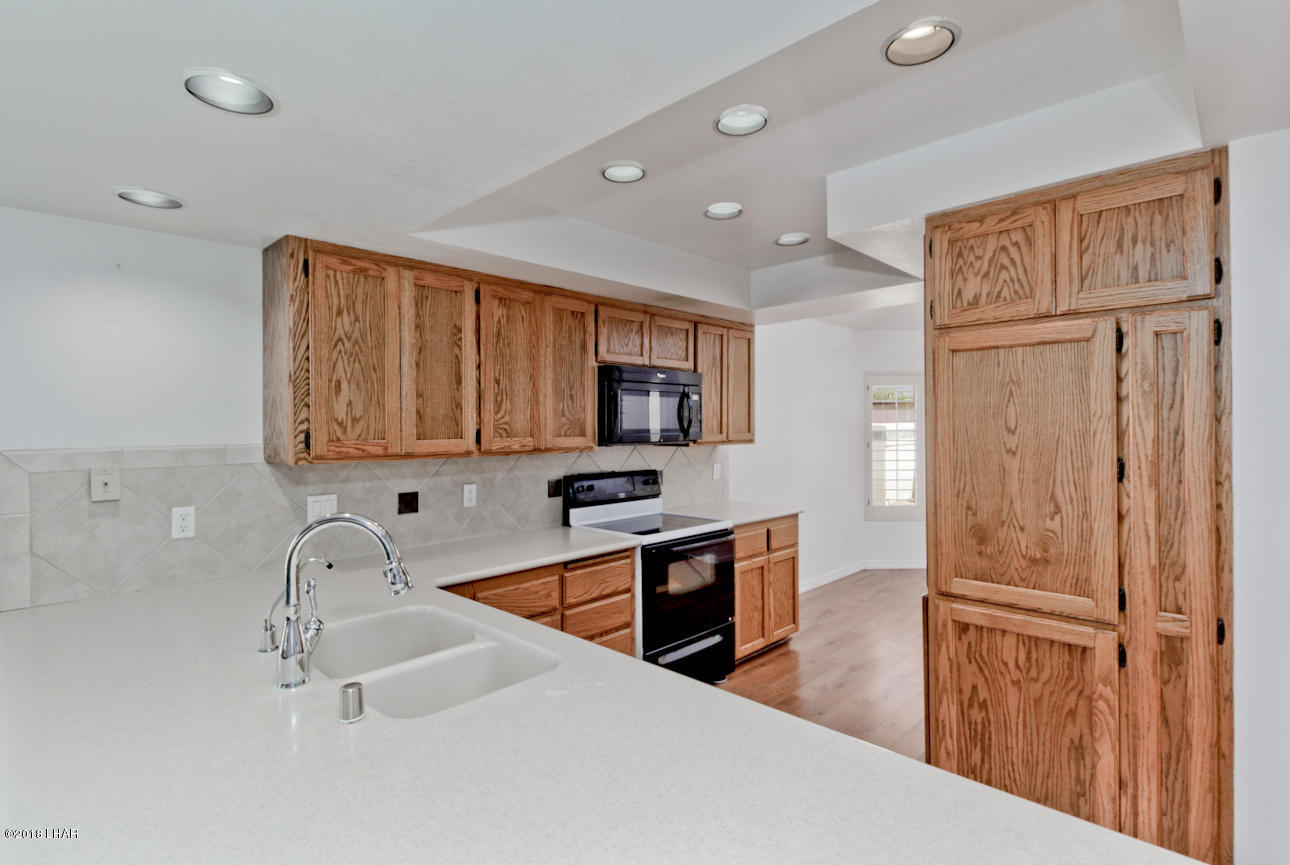 375 London Bridge Road, Unit 47 Lake Havasu City, AZ 86403 - Photo 16 of 35 375 London Bridge Rd # 47-15