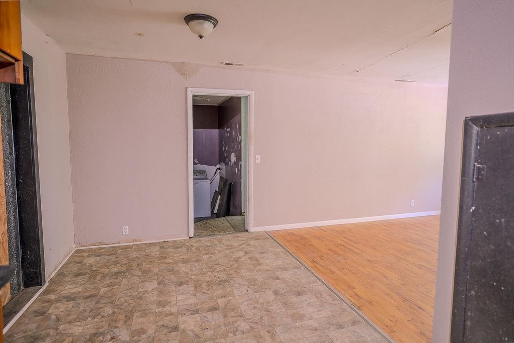 442 128th Terrace Fort Scott, KS 66701 - Photo 15 of 44