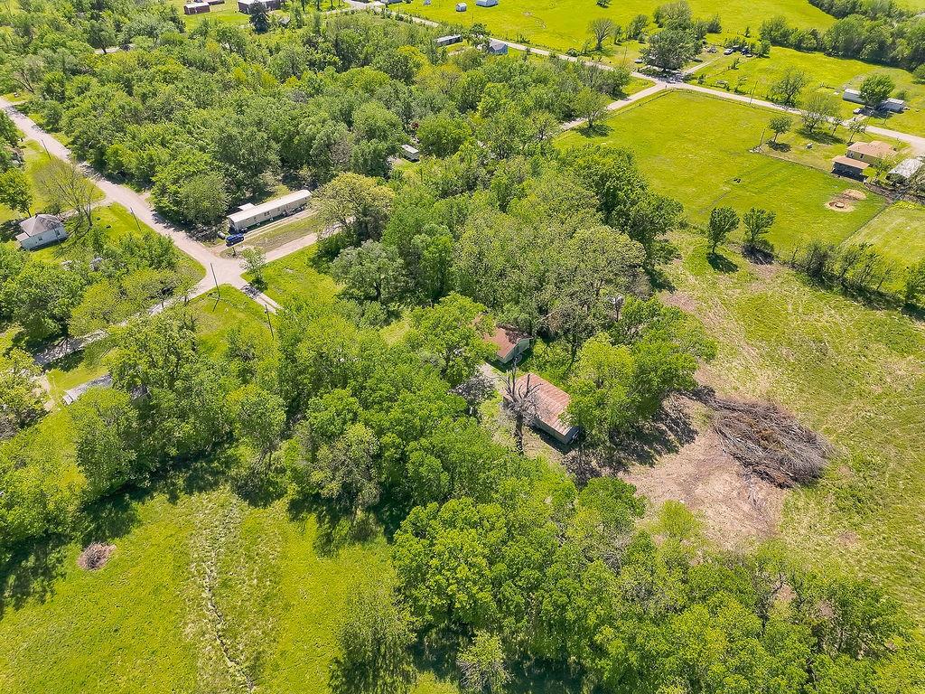 442 128th Terrace Fort Scott, KS 66701 - Photo 4 of 44