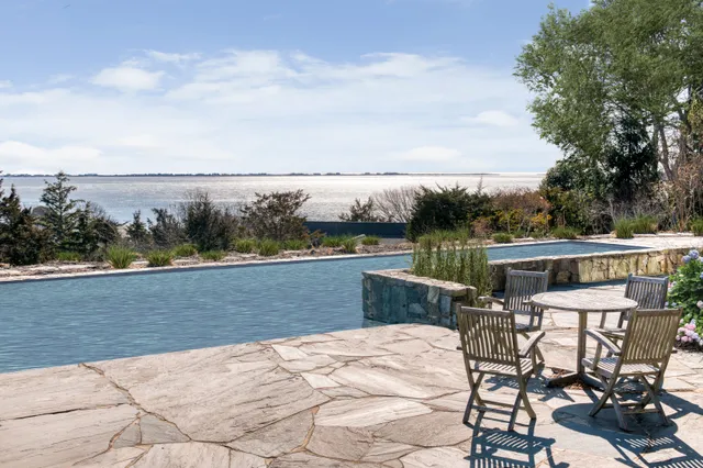 $90,000 | 22 Knoll Road, Southampton, NY 11968