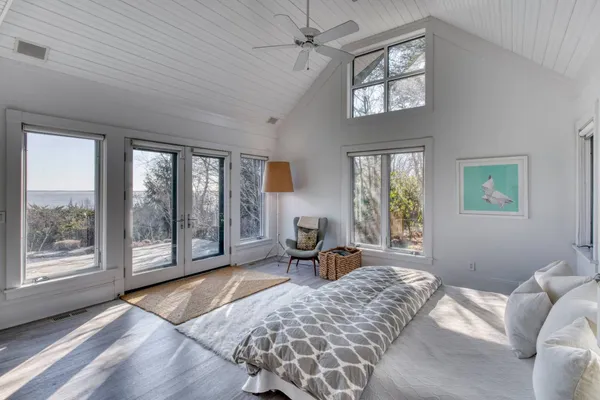 $90,000 | 22 Knoll Road, Southampton, NY 11968