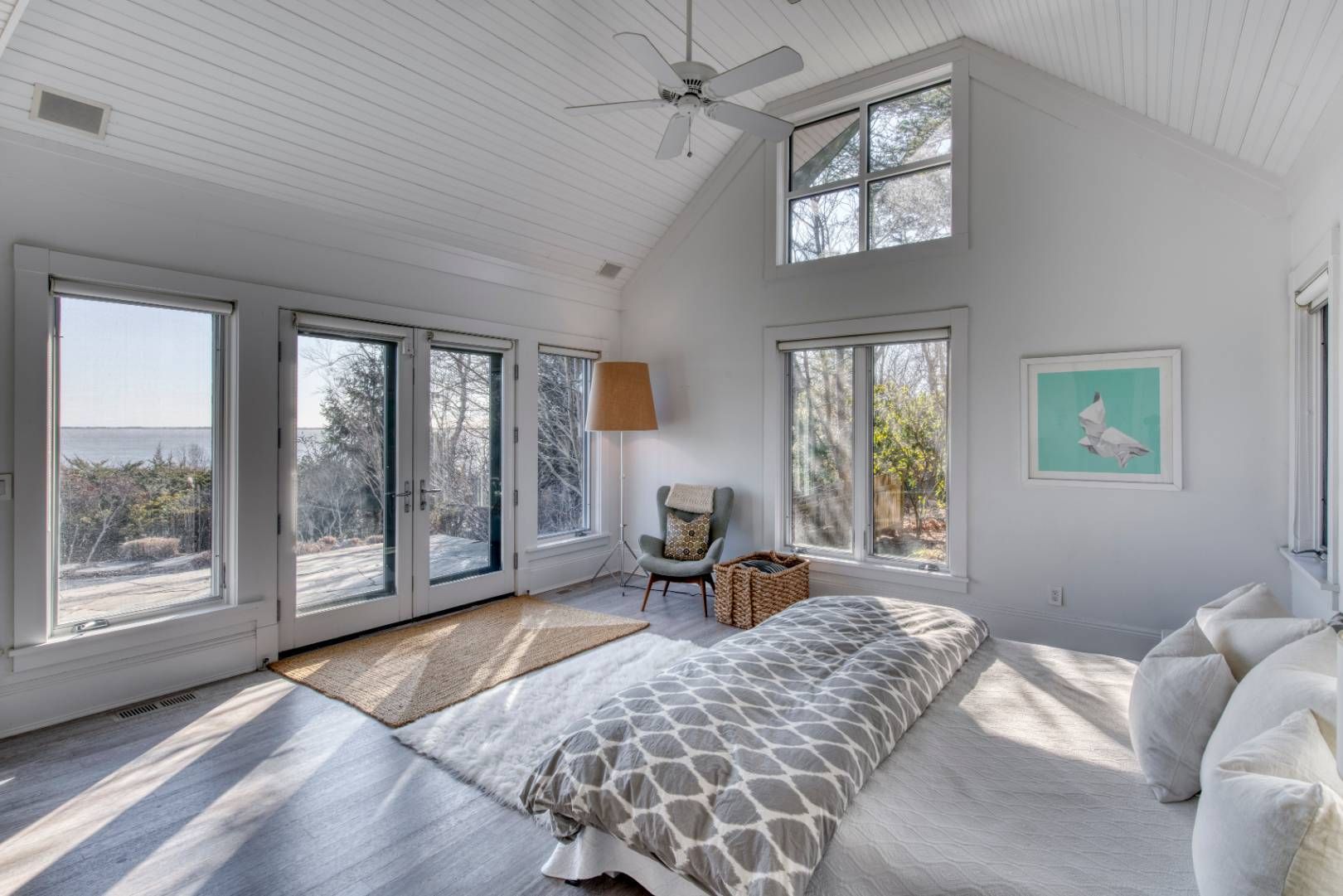 22 Knoll Road Southampton, NY 11968 - Photo 7 of 12