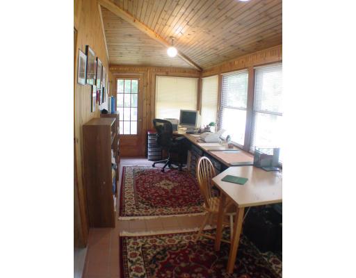21 Riverdale Road Wellesley, MA 02481 - Photo 3 of 10