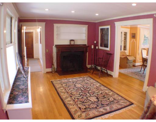21 Riverdale Road Wellesley, MA 02481 - Photo 5 of 10