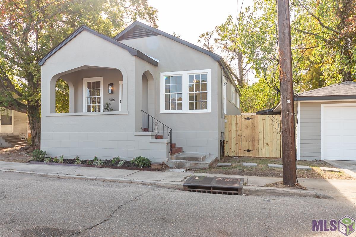986 France Street Baton Rouge, LA 70802 - Photo 1 of 34 Gallery Image 1