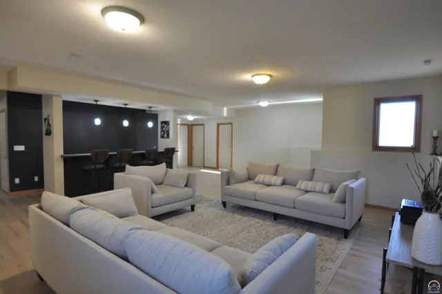 $470,000 | 7809 Southwest 26th Street, Topeka, KS 66614