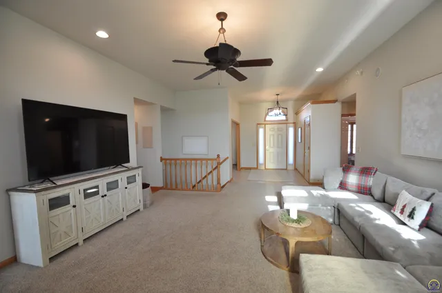 $470,000 | 7809 Southwest 26th Street, Topeka, KS 66614