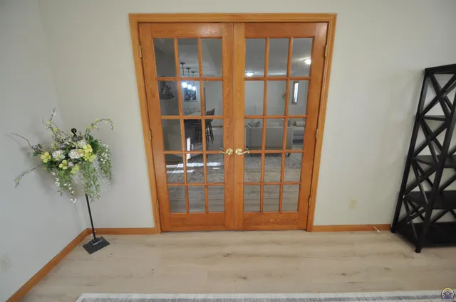 $470,000 | 7809 Southwest 26th Street, Topeka, KS 66614