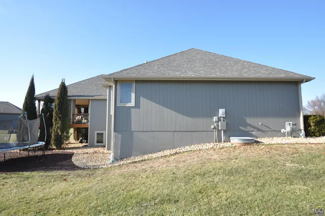 $470,000 | 7809 Southwest 26th Street, Topeka, KS 66614