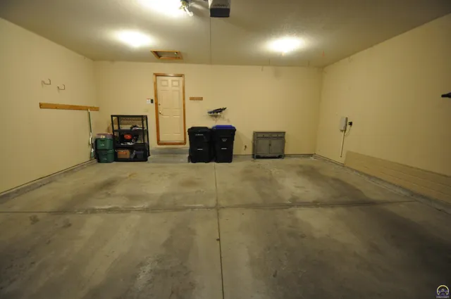 $470,000 | 7809 Southwest 26th Street, Topeka, KS 66614