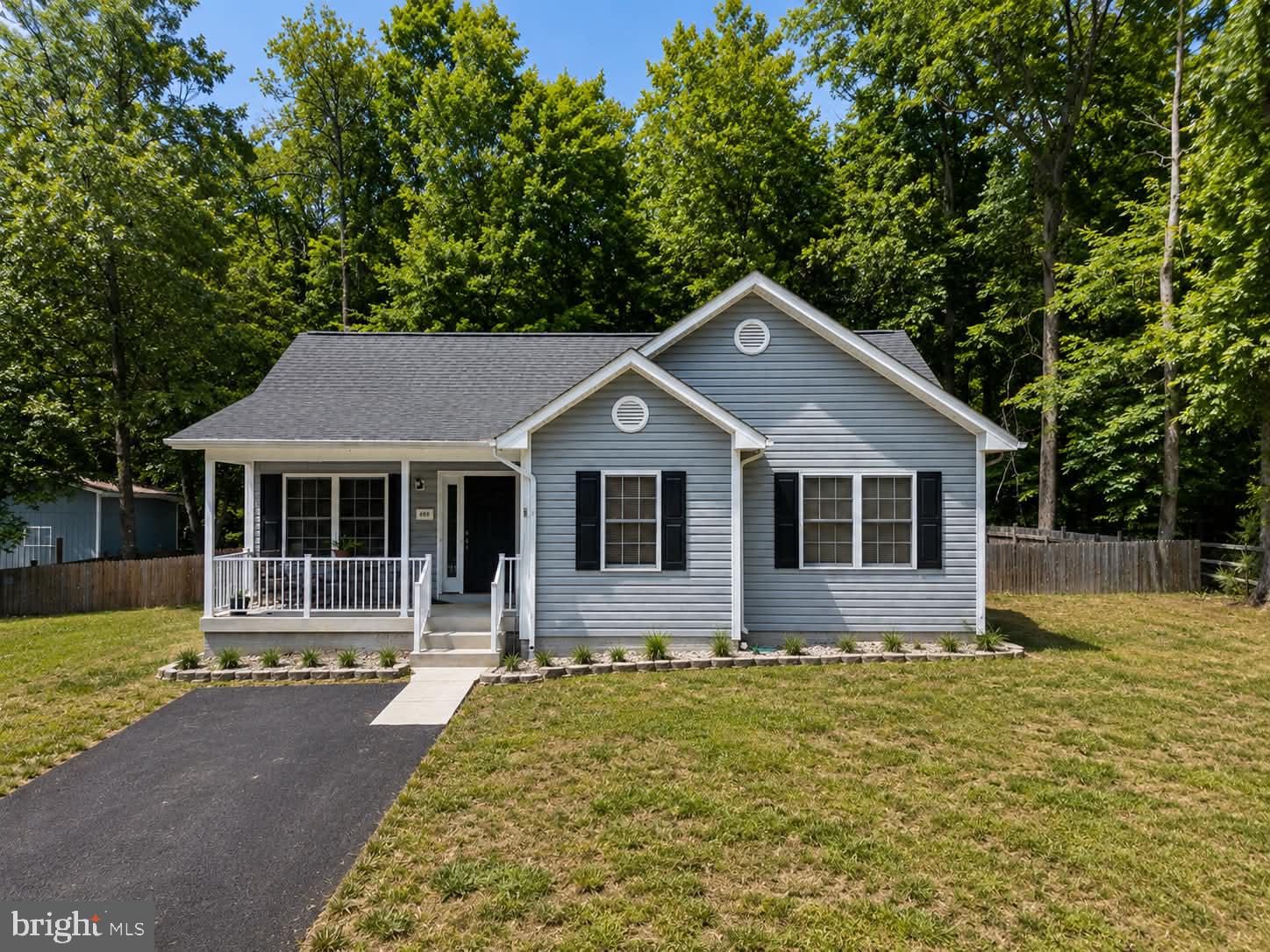 409 Cornwall Drive Ruther Glen, VA 22546 - Photo 2 of 29