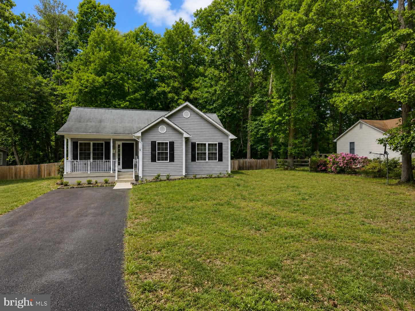 409 Cornwall Drive Ruther Glen, VA 22546 - Photo 3 of 29