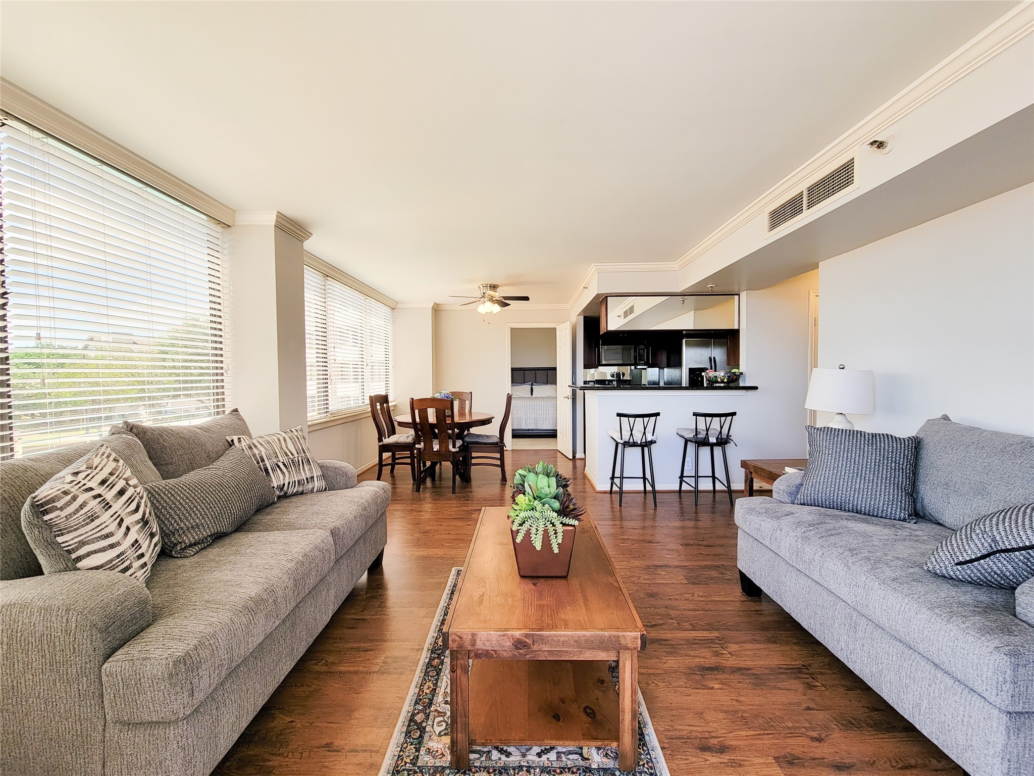 3525 Sage Road, Unit 303 Houston, TX 77056 - Photo 17 of 41 Looking from the Balcony to the Primary bedroom!