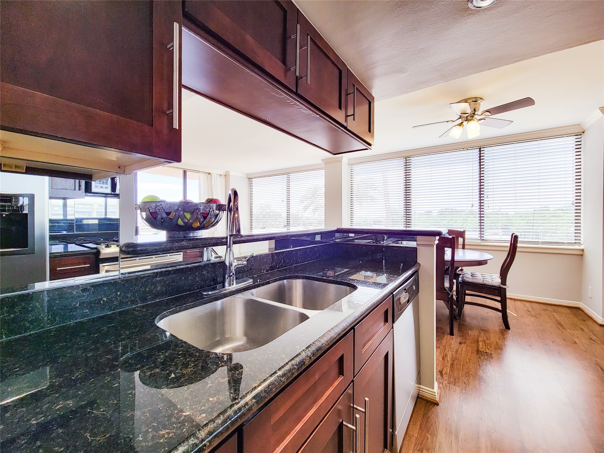 3525 Sage Road, Unit 303 Houston, TX 77056 - Photo 26 of 41 View from the Kitchen, lots of storage space.