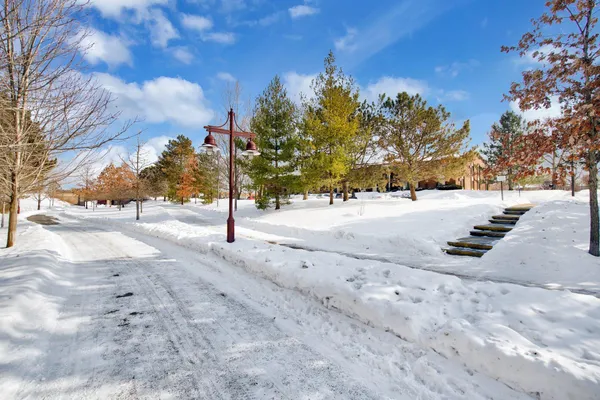 $1,450 | 7300 York Avenue South, Unit 2063, Edina, MN 55435