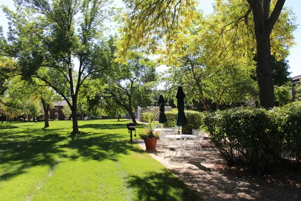 $1,450 | 7300 York Avenue South, Unit 2063, Edina, MN 55435