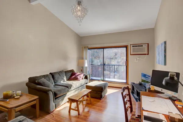 $1,450 | 7300 York Avenue South, Unit 2063, Edina, MN 55435