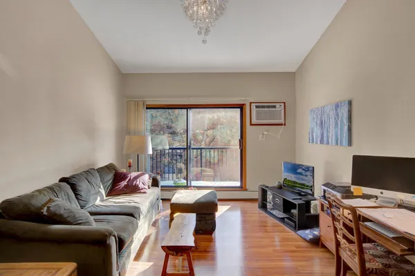 $1,450 | 7300 York Avenue South, Unit 2063, Edina, MN 55435