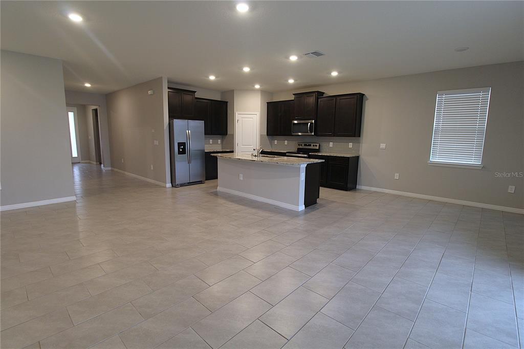 5120 Tannin Lane Bradenton, FL 34211 - Photo 4 of 27