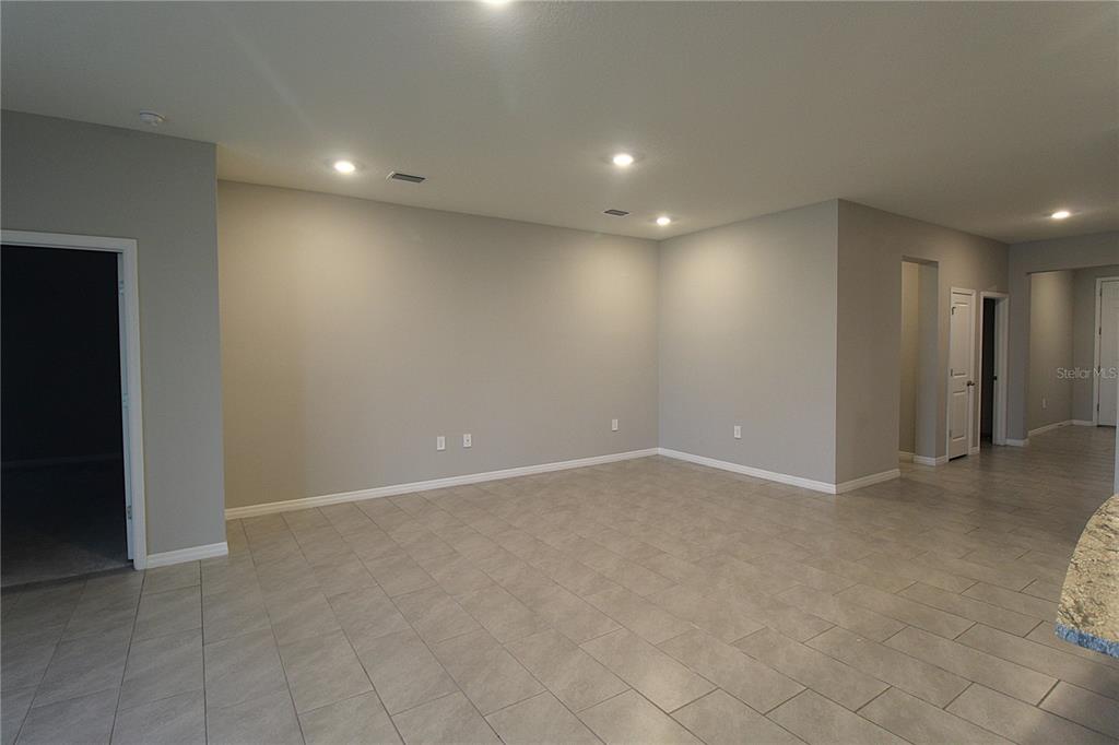 5120 Tannin Lane Bradenton, FL 34211 - Photo 5 of 27