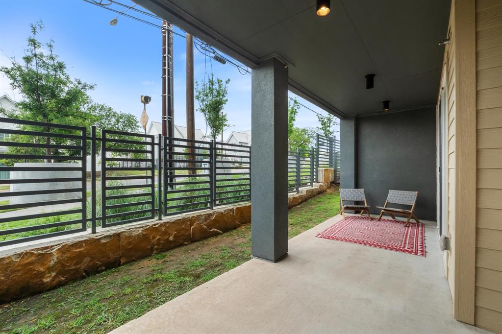 4801 Springdale Road, Unit 2010 Austin, TX 78723 - Photo 21 of 28 View of patio