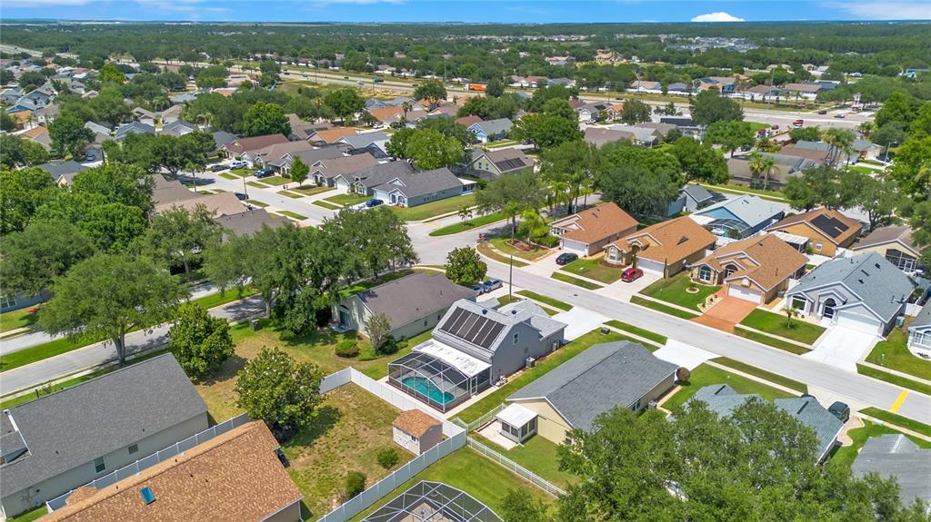 2741 Wilshire Road Clermont, FL 34714 - Photo 34 of 39