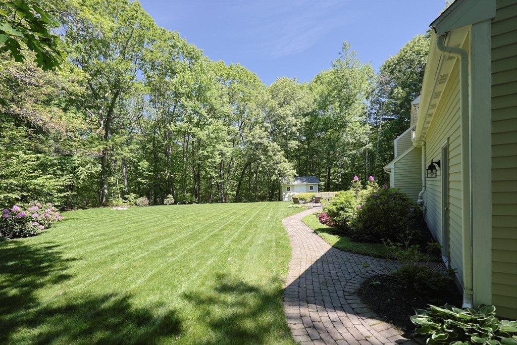 13 Valleywood Road Hopkinton, MA 01748 - Photo 36 of 40 Gallery Image 36