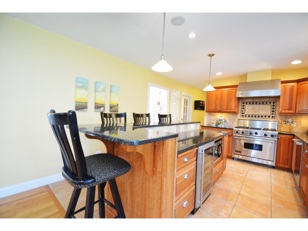 11 Chestnut Way Stratham, NH 03885 - Photo 14 of 36