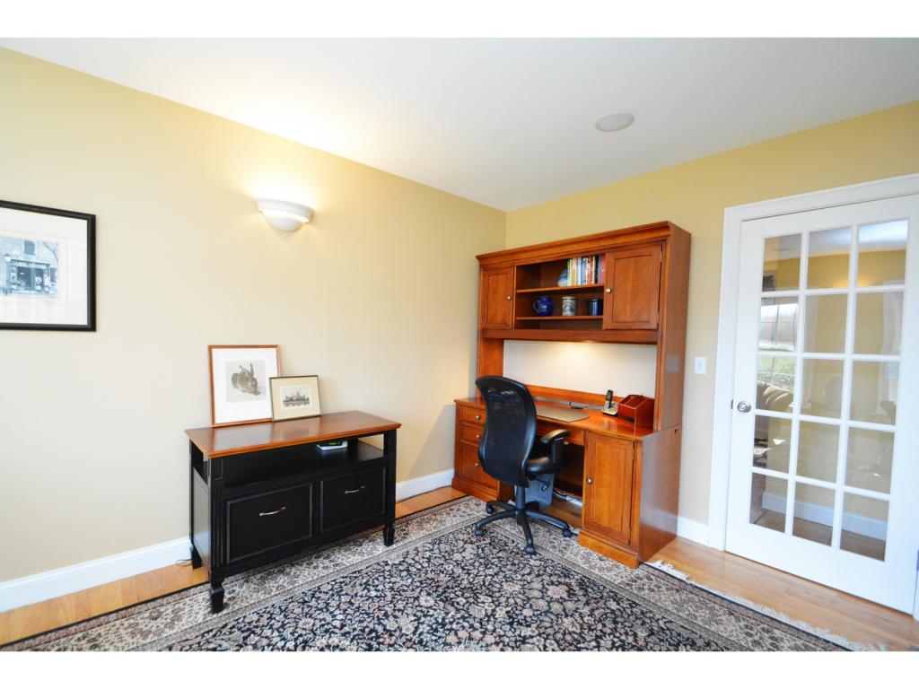 11 Chestnut Way Stratham, NH 03885 - Photo 19 of 36