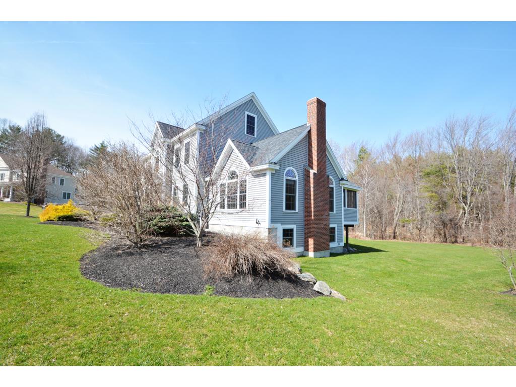 11 Chestnut Way Stratham, NH 03885 - Photo 3 of 36
