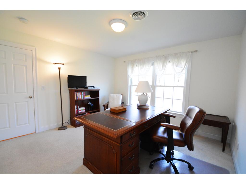 11 Chestnut Way Stratham, NH 03885 - Photo 22 of 36