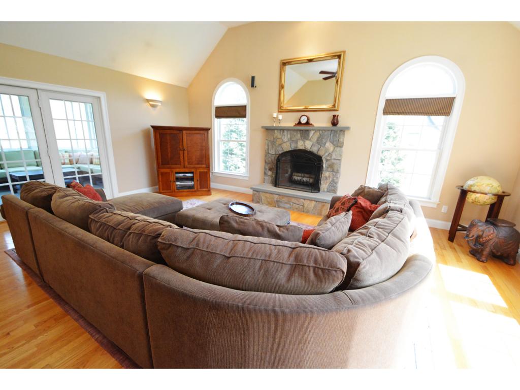 11 Chestnut Way Stratham, NH 03885 - Photo 10 of 36