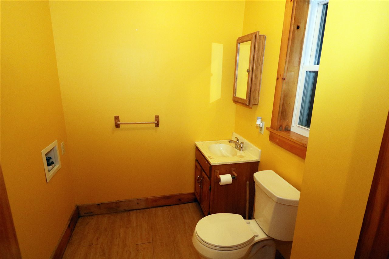 26 Maple Street Newport, VT 05855 - Photo 13 of 28 Gallery Image 13