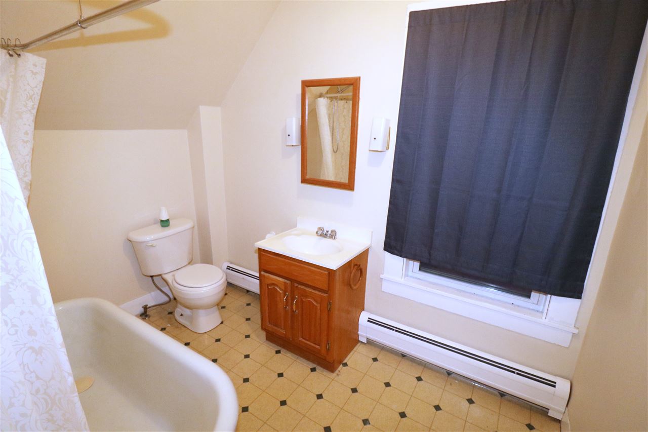 26 Maple Street Newport, VT 05855 - Photo 19 of 28 Gallery Image 19