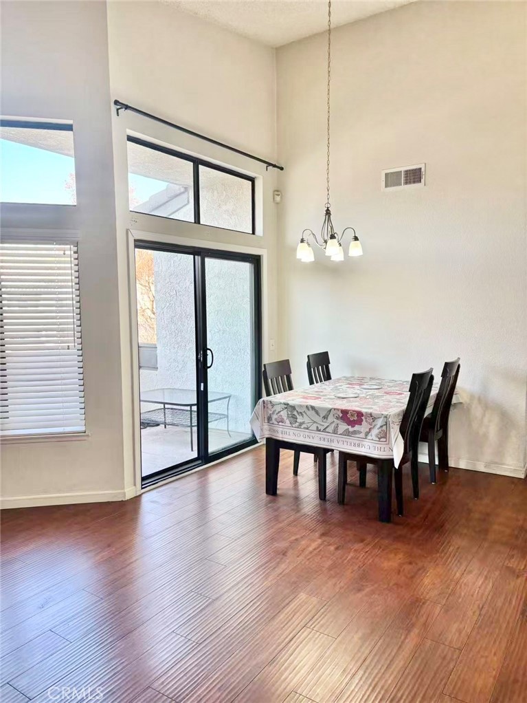 18 Town And Country Road, Unit 34 Pomona, CA 91766 - Photo 4 of 26 a dining room with furniture and window