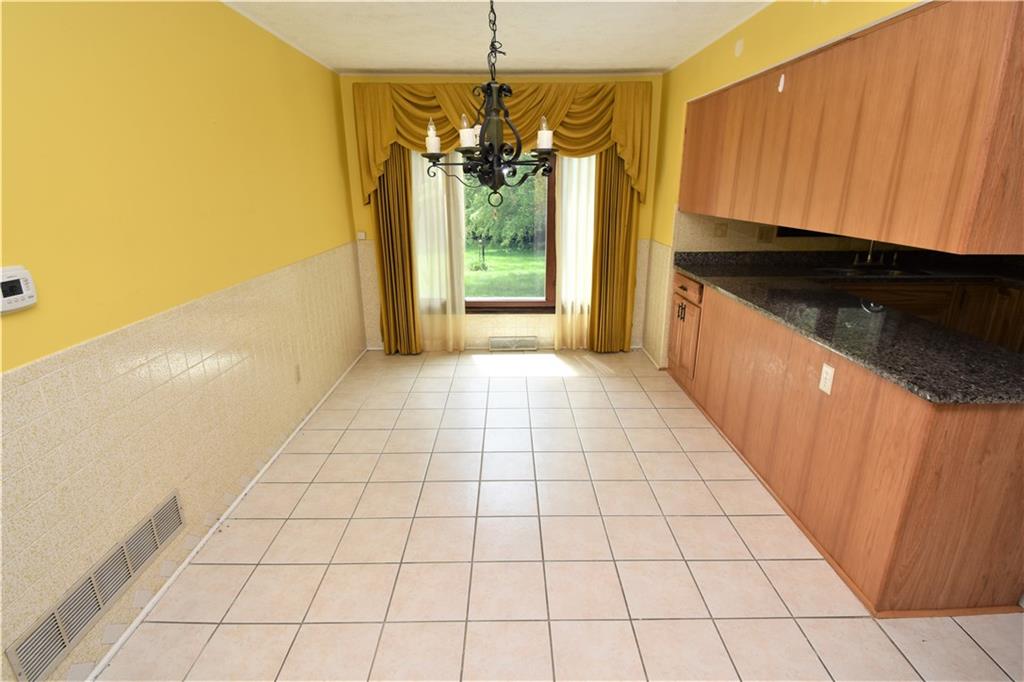 8842 Winding Ridge Road Indianapolis, IN 46217 - Photo 14 of 41 Gallery Image 14